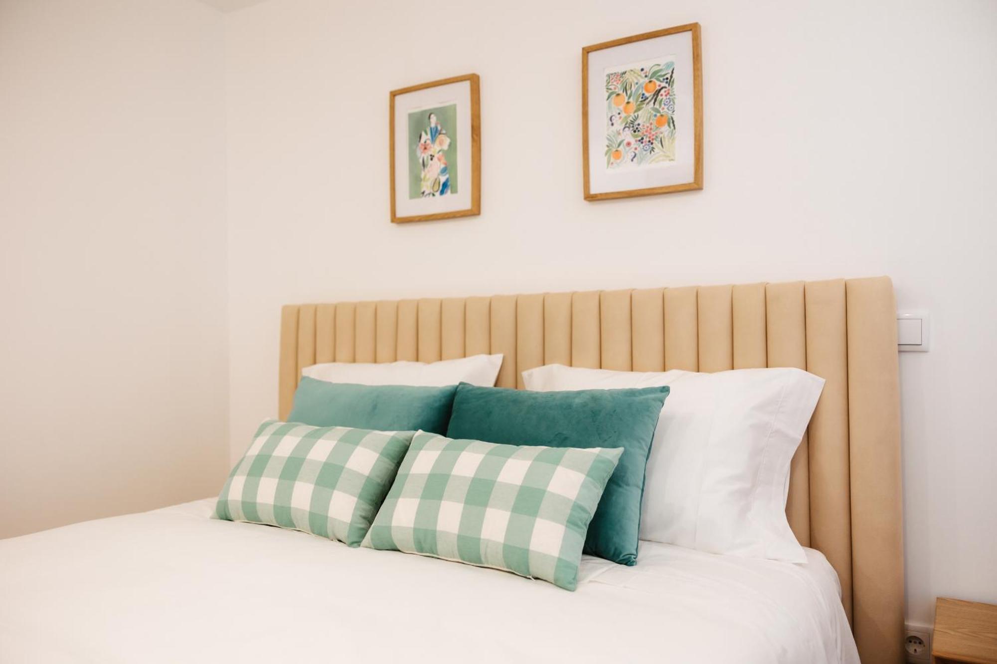 Alvarenga Apartments Экстерьер фото